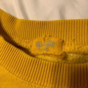 JGalt Cropped Mustard yellow crew neck